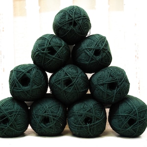 Dark green New Zealand wool yarn - 100g./3,50 oz. - for hand or machine knitting, weaving plaids, knitting cardigans, crocheting - 360 Color