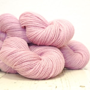 Soft lilac New Zealand wool 100g./3,50 oz. - for hand or machine knitting, weaving plaids, cardigans, knitter gift - 508 Color