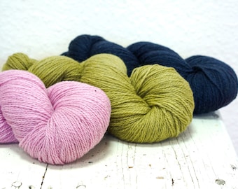 Dusty lilac, pistachios green, denim blue fingering wool yarn - 300g./10.58 oz. - New Zealand thread for handknitting, weaving plaids, socks