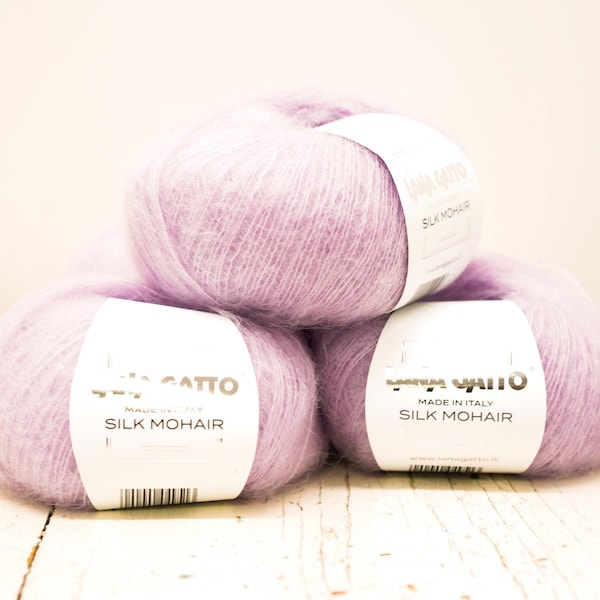 Weiches lila Lana Gatto Mohair-Seidengarn – 212 m/25 g. Luxusgarn für feinstes Spitzenstricken, fingerlose Handschuhe, Wärmer und Schals – 7258