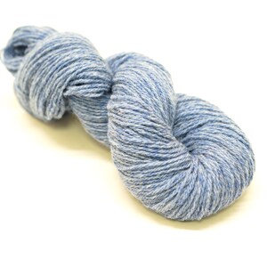 Mélange de fils de laine mérinos et de suffolk bleus 100 g/320 m. pour tricoter à la main, tisser des tissus, vêtements d'extérieur au crochet, cadeau de tricot, décoration d'intérieur image 3