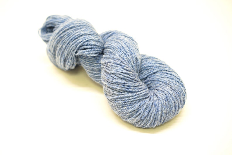 Mélange de fils de laine mérinos et de suffolk bleus 100 g/320 m. pour tricoter à la main, tisser des tissus, vêtements d'extérieur au crochet, cadeau de tricot, décoration d'intérieur image 3