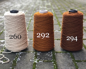 Ivory, cinnamon, brown wool yarn in cone - 500 g/550m - Yarn for tufting gun - New Zealand wool yarn - Rug making wool - Worsted Aran wool