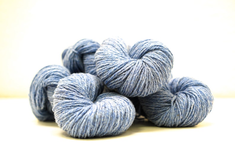 Blue melange merino wool blend for hand knitting 100g/320m.