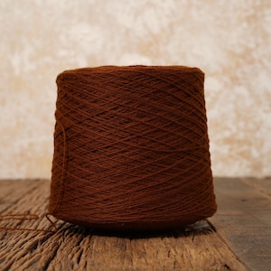 Karamellbraunes Wollgarn in Kone 0.9kg/31.7oz - Fingering Wollfaser - 100% Wollgarn zum Weben von Plaids - Maschinenstrick-Wollgarn - N 294
