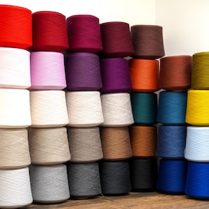 Lussuosa lana Lana GATTO Harmony in 41 colori, venduta in confezioni da 100 g/3,5 oz arrotolata in un cono, perfetta per lavori a maglia in pizzo, sciarpe, maglioni