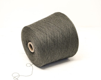 Grey-green - Cashmere / Merino Wool Yarn - 100g/3.5oz - 2/26NM - for Sweaters, scarves, shawls