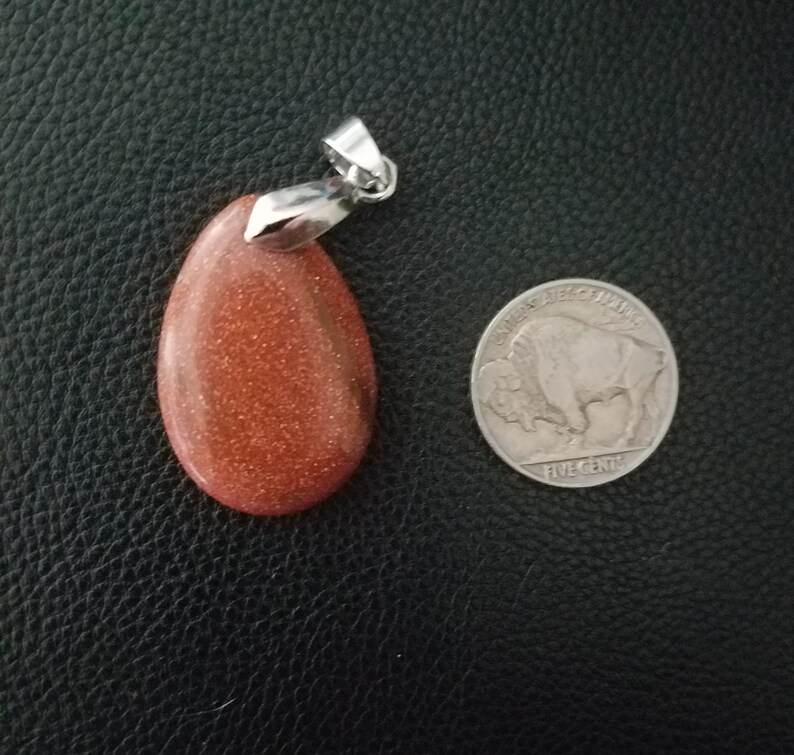 rounded edges beautiful shiny finish domed on both sides Gold GOLDSTONE teardrop pendant