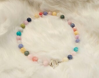 Collar de piedras preciosas hecho a mano: jade, ágata, aguamarina y calcita