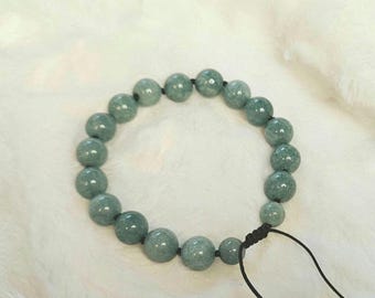Pulsera de jade birmano hecha a mano: delicada joyería con piedras preciosas