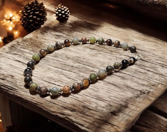 Collar de piedras preciosas hecho a mano: labradorita, ágata y piedra del Golfo Pérsico