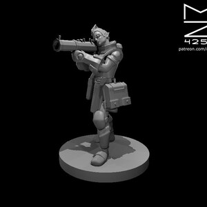 Elf Artificer with Shoulder Cannon Tabletop Miniature