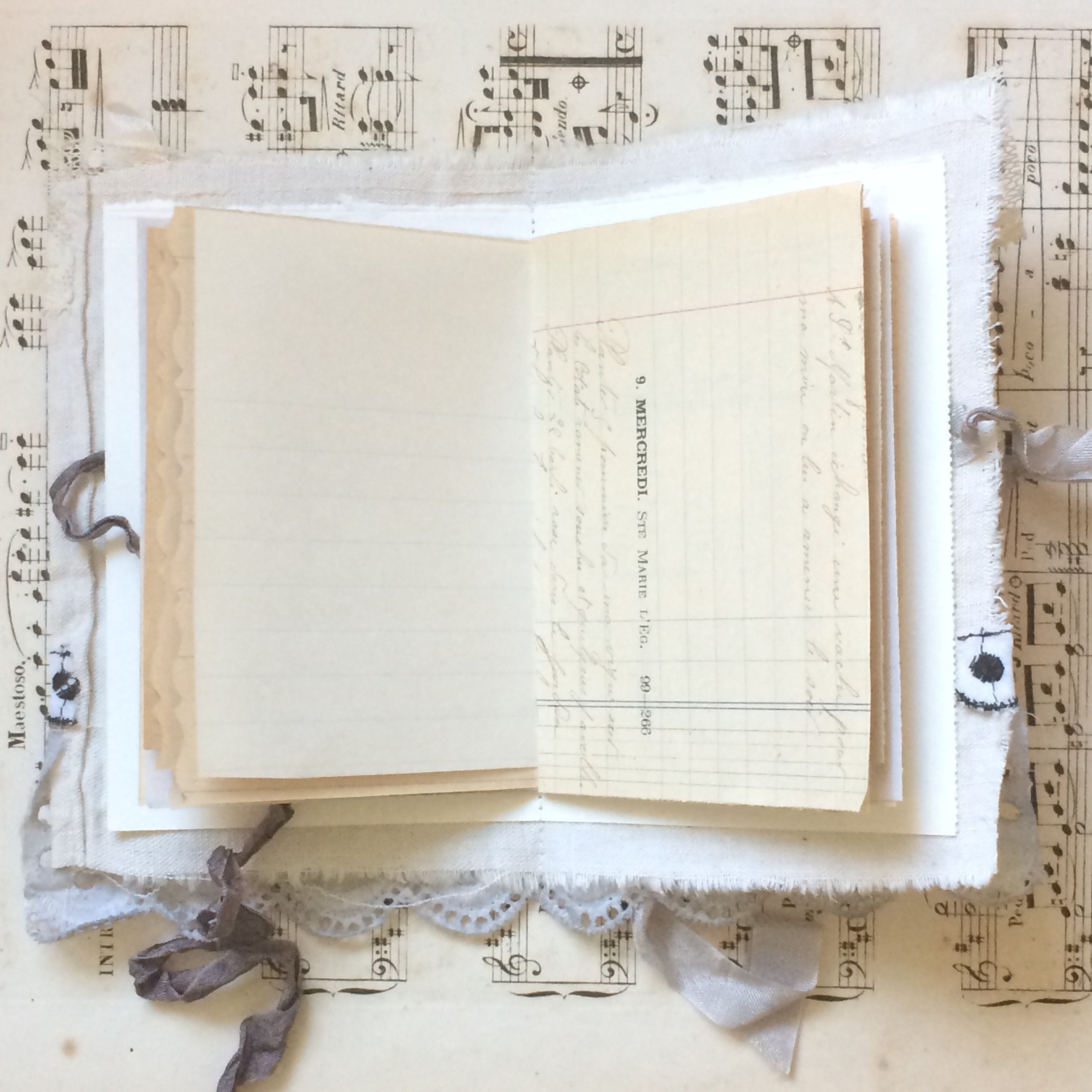 最適な価格 Vintage Fabric  Journal 絵本・児童書