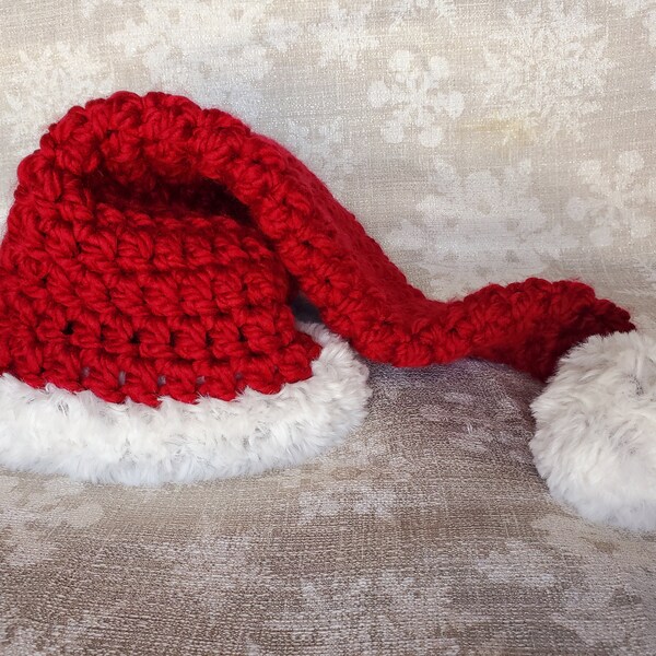 Quick and Easy Santa Hat Crochet Pattern (Four Sizes)