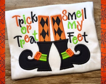 Trick Or Treat Smell My Feet Halloween Shirt