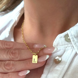 上品なイニシャルタグネックレス、14Kゴールド、925スターリングシルバー、カスタム刻印バータグ、彼女へのパーソナライズギフト、小さなドッグタグネックレス（女性用）
