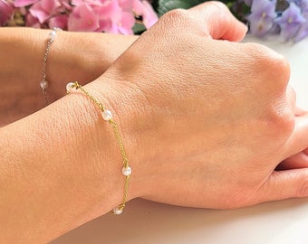 Dainty Pearl Bracelet, Pearl Bracelet for Women, Delicate Layering Bracelet, Gold, Silver, Rose Gold Bracelet, Simple Pearl Bracelet