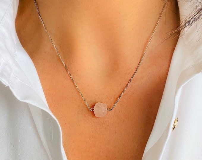 Rose Quartz Necklace, Raw Rose Quartz Necklace, Rose Quartz Pendant, Rose Quartz Jewelry, Rose Quartz Choker, Crystal Necklace for Women