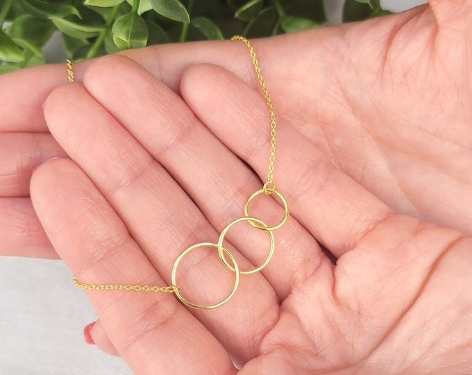Linked Circles Necklace, Generations Necklace, Three Generations Necklace, Interlocking Circles, Mother Mom Daughter, Link Family Necklace