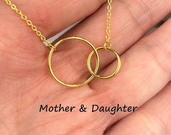 Generations Necklace, Mother and Daughter Necklace, Interlocking Rings Necklace, Mom Daughter Grandmother Granddaughter, Family Necklace