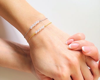Freshwater Pearl Bracelet for Women, Delicate Layering Pearl Bracelet, Dainty 5 Pearl Beaded Bracelet, Gold, Silver Bracelet, Simple Pearl