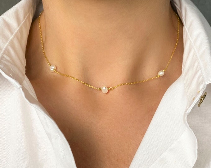 Dainty Pearl Choker Necklace, Freshwater Pearl Necklace, Three or Ten Pearl Choker, Tiny Silver Gold Pearl Necklace Choker, Mothers Day Gift