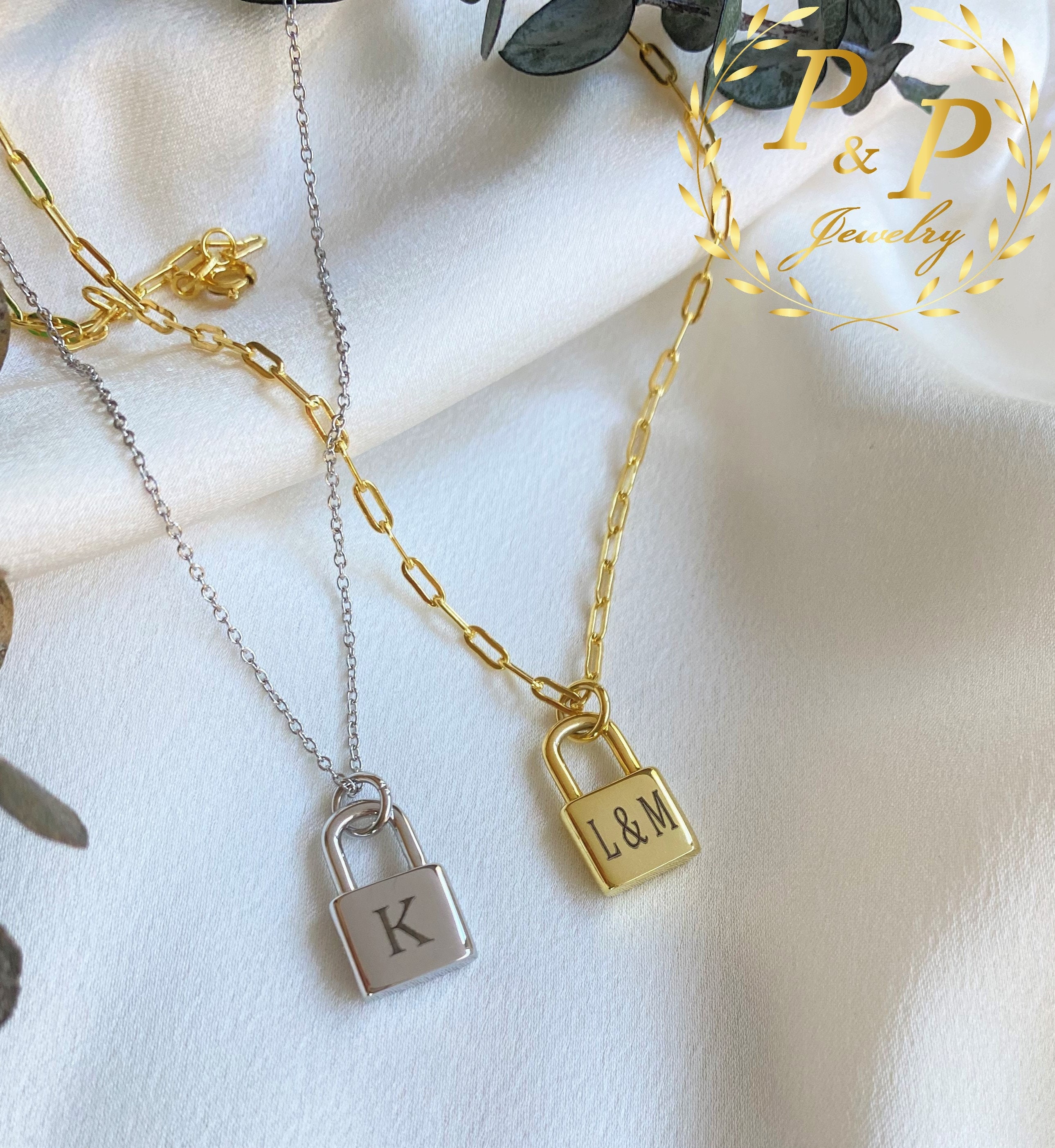 Zoë Chicco 14k Gold Midi Bitty Initial Lock & Key Charm Necklace – ZOË  CHICCO