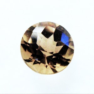 Nice 8mm checkerboard round faceted Smoky Quartz gemstone Brazil