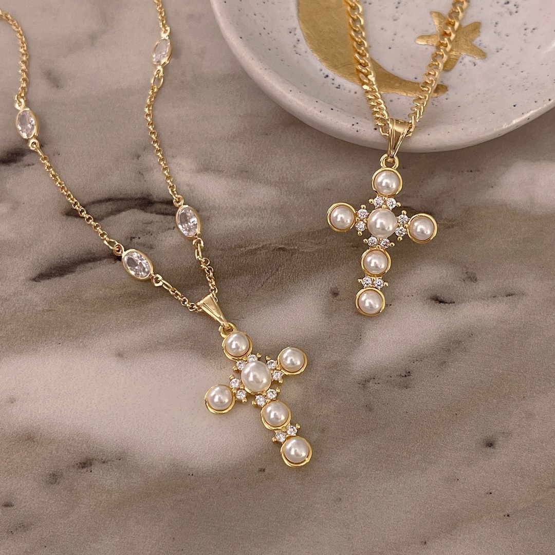 Pearl Studded Cross Necklace Set