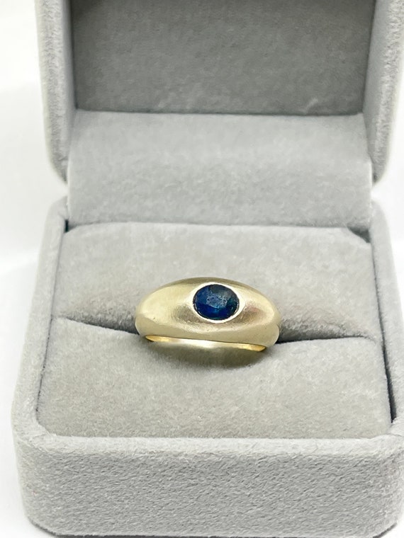 Genuine Sapphire cut untreated band ring