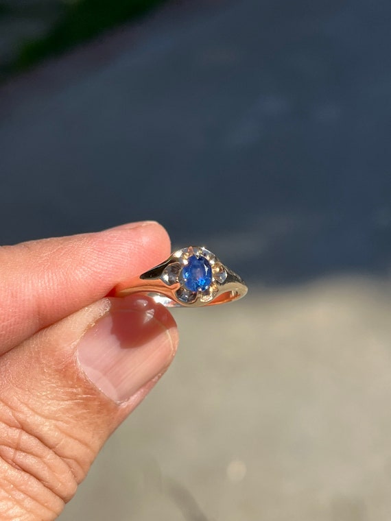 Antique 14k Genuine Sapphire Solitaire Ring