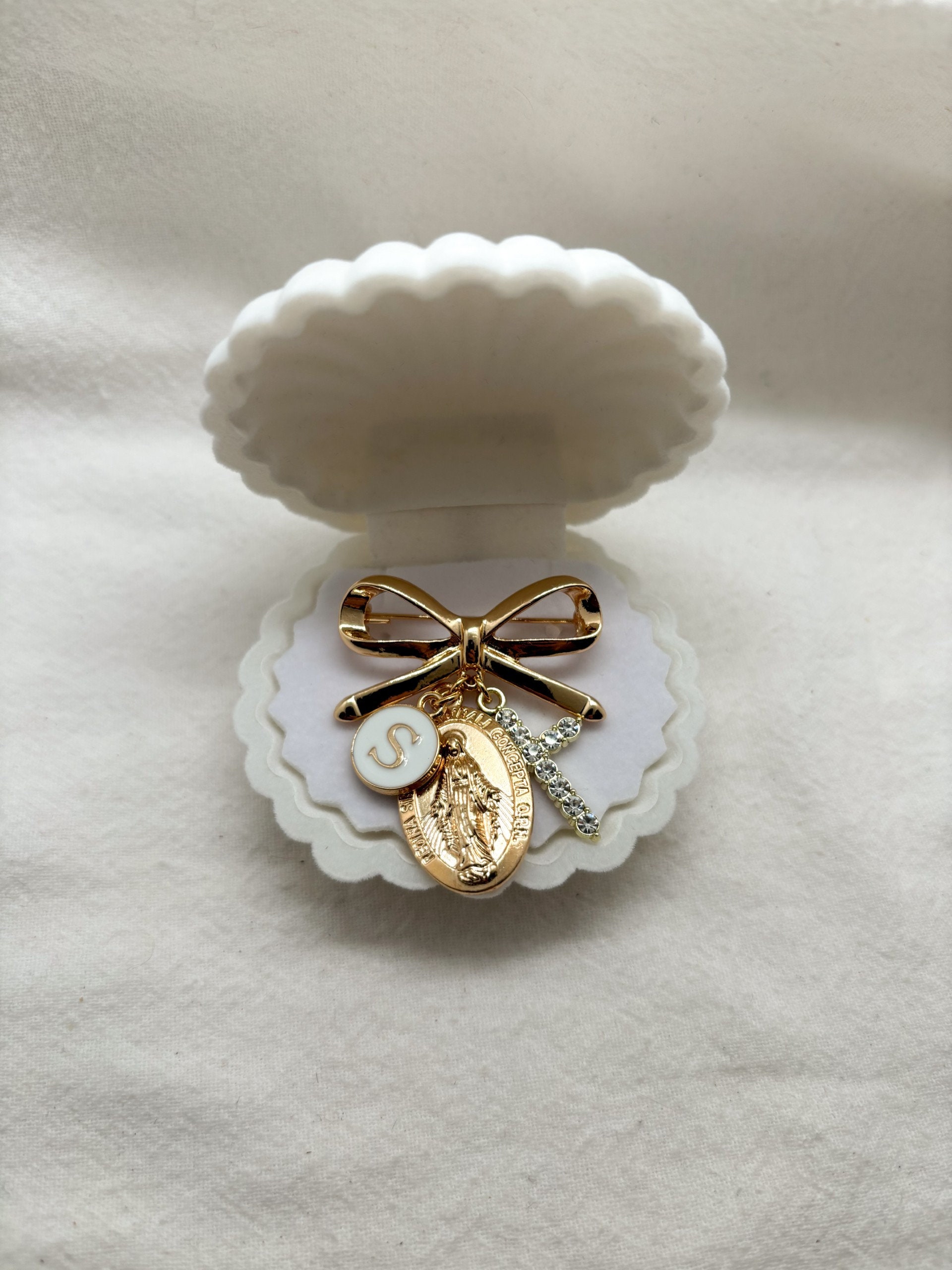 Catholic Baby Gift, Protection Pin, Baptism Gifts, Custom Christening Gift, Virgin Mary Charm, Personalized New Baby Girl Boy Present