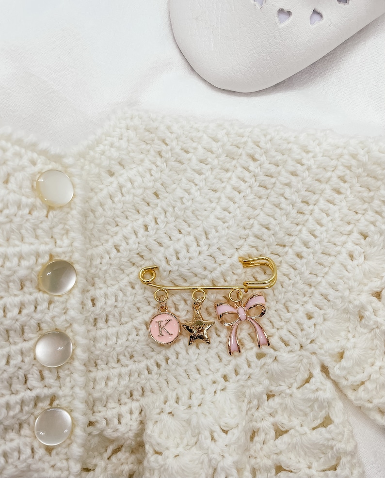 Gepersonaliseerde baby aandenken cadeau Veiligheidsspeldbroche, cadeau voor doop, doop, bevestiging, nieuwe baby Gepersonaliseerde cadeau pasgeboren afbeelding 6