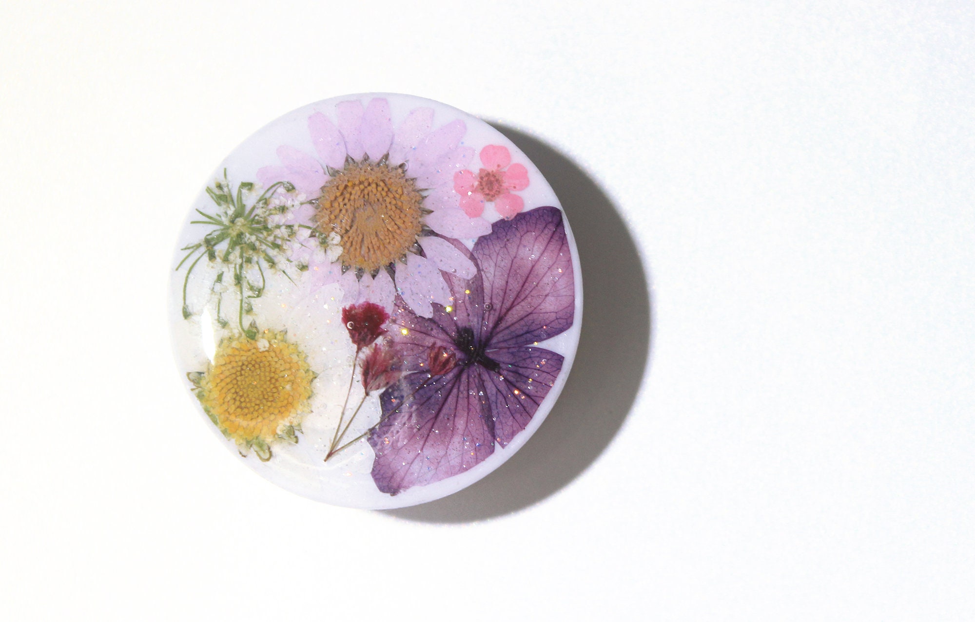 Pressed Purple Daisy Flower Pop Socket Glitter Popsocket Etsy Pressed Purple Daisy Flower Pop Socket Glitter Popsocket Etsy