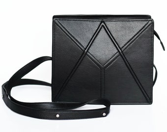 Echtleder Facet Umhängetasche - Skandinavisches Design - Monochrome Tasche - Geometrische Tasche - Bürotasche - Umhängetasche -