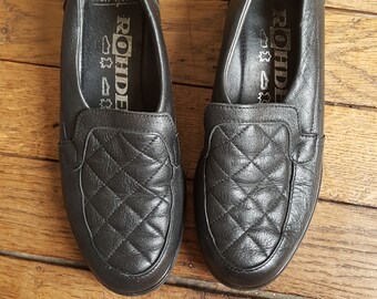 Vintage 80s quilted leather ballerinas