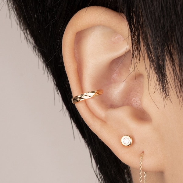 14K REAL Solid Gold Diamond-cut Bold Thick Minimalist Ear Cuff Ring, Golden Cartilage Conch Helix No Piercing Kids Ear Cuff Wrap Earring