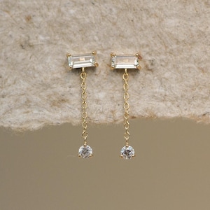 Pendientes colgantes de baguette de oro macizo de 14 quilates y pendientes minimalistas con forma de ala de ángel.