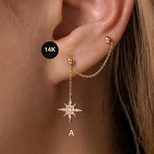 Pendiente de botón con cadena de oro macizo de 14 quilates, conector doble para piercing, delicado.