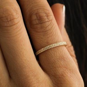14K PRAWDZIWY diamentowy pierścionek z obrączką Half Eternity z prawdziwego złota z diamentami, minimalistyczny pierścionek zaręczynowy na ślub, rocznicę ślubu, pierścionek z obrączką warstwową