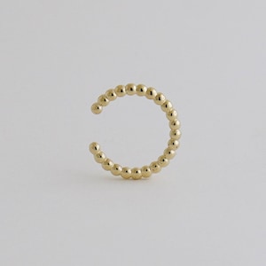 Brinco de orelha minimalista grosso com contas de ouro maciço 14K, contas douradas, hélice de concha de cartilagem, sem piercing, para crianças