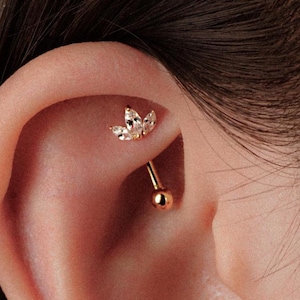 14K Echtgold Lotus Blume Floral Trinität Curved Barbell Rook Piercing Augenbraue Rook Piercing Schmuck 16Gauge Minimalist Style