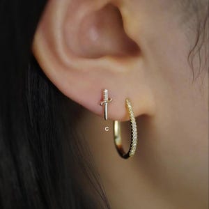 14Kゴールドダガースタッドイヤリング、ソリッドゴールドシングルイヤリング、剣型軟骨ピアス18G 画像 5