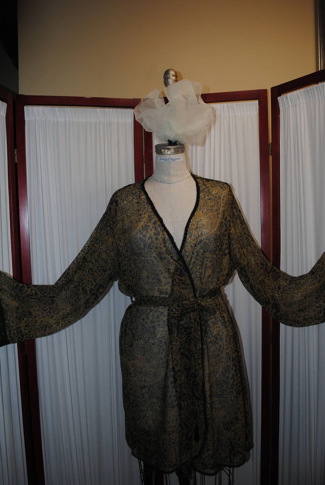 Tiger Printed V Neck Sheer Robe With 3
