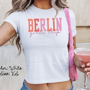 ベルリン ドイツ ベビー T シャツ、ぴったりフィット、女子旅行 T シャツ、お揃いシャツ、グループ T シャツ、友達旅行、トレンディな夏