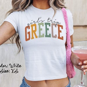 ギリシャ ベビー T シャツ、ぴったりフィット、女子旅行 T シャツ、お揃いのシャツ、グループ T シャツ、友達旅行、トレンディな夏