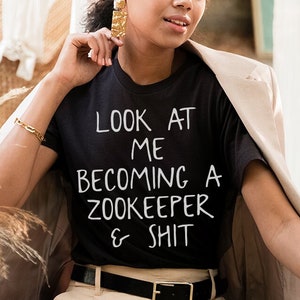 Zookeeper Gifts, Zookeeper Shirt, Zookeeper Tshirt, Zookeeper Birthday Gifts for Men and Women