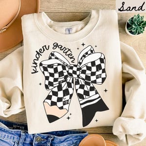 Kindergarten Team Sweatshirt, Lehrer Sweatshirt, Kindergarten Crewneck, Zurück zu Schule T-Shirt, Kindergarten Abteilung Geschenke