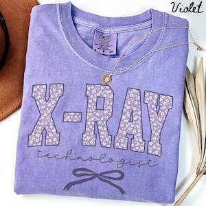 Komfort Farben Röntgen Technologe Shirt, Ditsy Floral Radiologie T-Shirt, Rad Abschluss Geschenk Radiologie Tech T-Shirt Niedlichen Abteilung Kurzarm