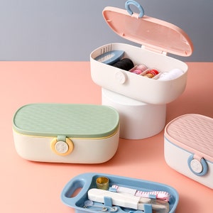 Kit de costura de 3 colores, juego de viaje, Kit de costura pequeño de viaje, suministros de costura, hilo de sastrería, hilo y tijeras, para mamá, abuela, niña y mujer